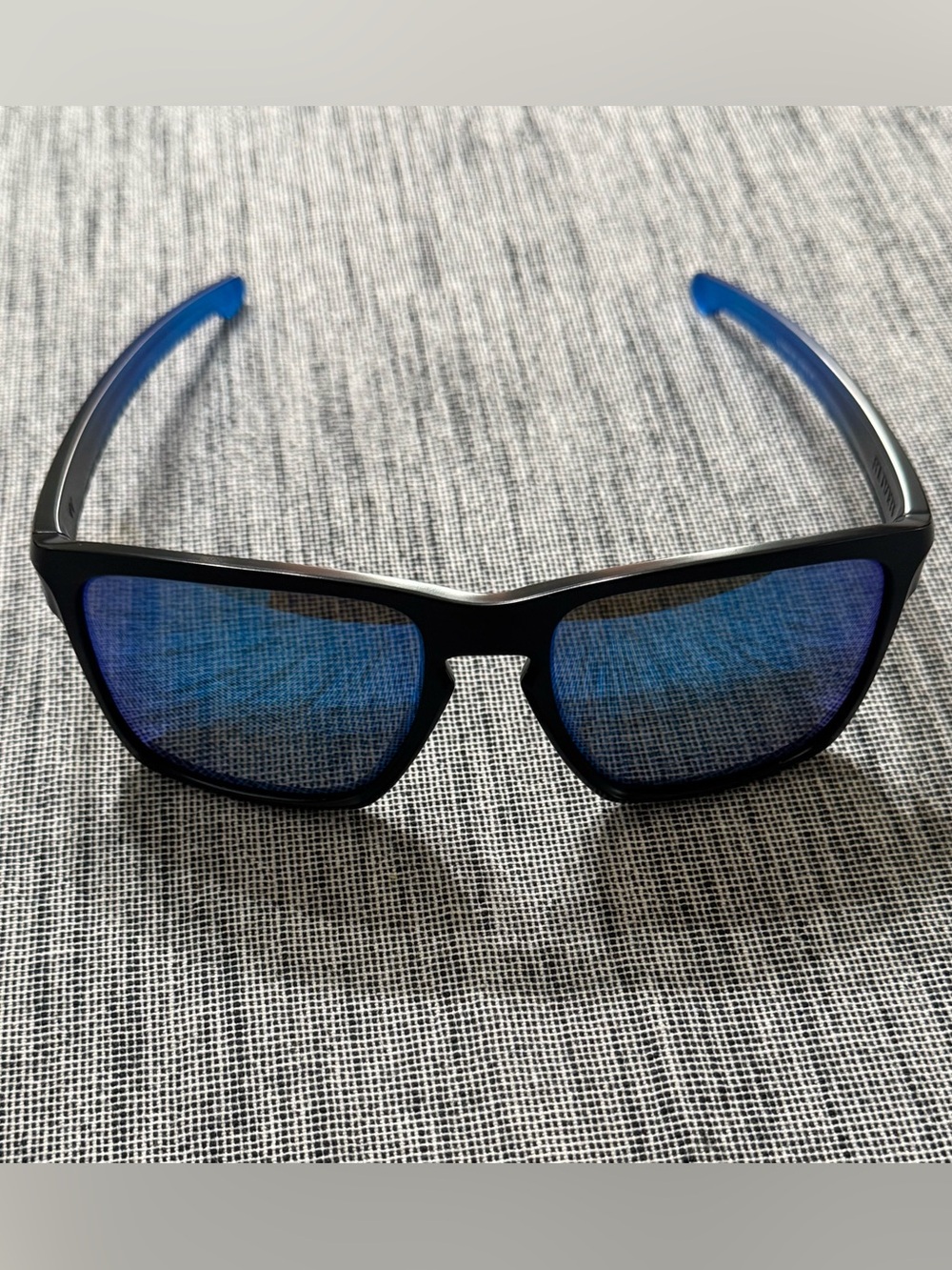 Oakley Sliver XL Blue Sunglasses